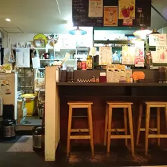 カレーライス Cari－Rio （カリヒオ）