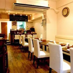 イタリア酒場 チーナ邸 肥後橋・靭公園店 宴会 大阪 本町 梅田 淀屋橋 イタリアン ピザ食べ放題 人気 おすすめ 話題 肉 居酒屋 レストラン イタリア料理店 pizza ランチ 近くの