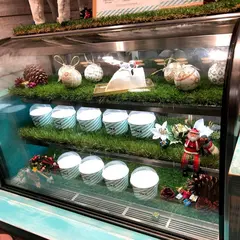Milk ルミネエスト新宿店