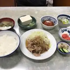 伊勢屋食堂