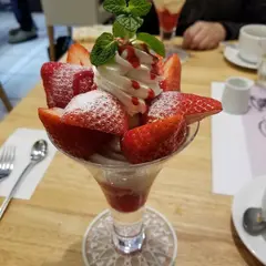 ホットケーキパーラー フルフル 赤坂店 （Fru-Full） 