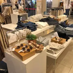 Forever 21 大阪道頓堀店