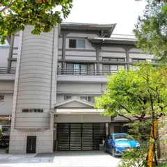 実相寺青山霊廟