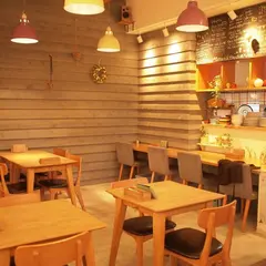clap dining