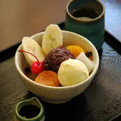 あかりや