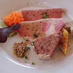 ソーセージレスト、里山きさら