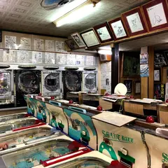 柳屋遊技場