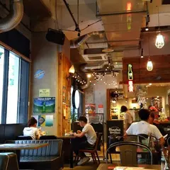 ハングアウトハングオーバー HangOut HangOver 西武新宿 Brick St.店