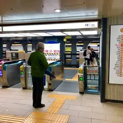 上野広小路駅