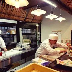 甘春堂 東店