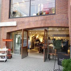 レショップ 青山店