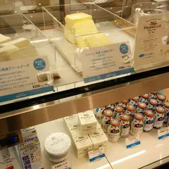 タカナシ ミルクパーラー