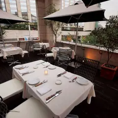 37 Steakhouse & Bar