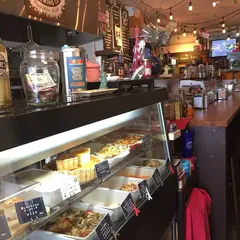 BROOKLYN DELI CRAFT BEER （旧店名クールダンジュ）