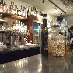 JINGLE BEER&DINING（ジングル）