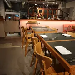 cheese bistro BIBLE（チーズビストロバイブル）