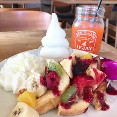 Ihana Cafe