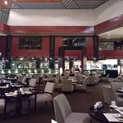 アトリウムラウンジ
