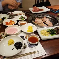 とんちゃん プラス 職安通り店