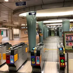 南森町駅
