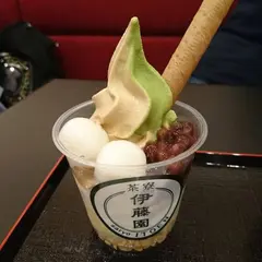 上野 茶寮 伊藤園