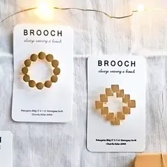 BROOCH
