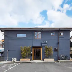 RAK KIYOMIZU（ラク キヨミズ）