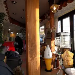 アドニス