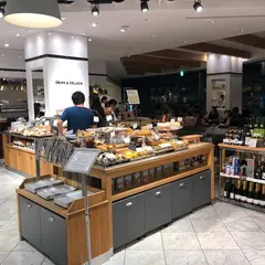 DEAN & DELUCA MARKET STORES 大阪