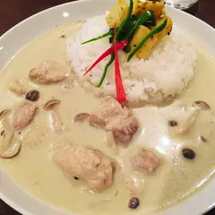 グリーンカレーmee(めぇ)