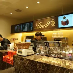 リンツ ショコラ カフェ 京都四条通り店