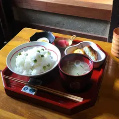 まつは