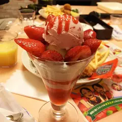 カラオケまねきねこ 広大前店