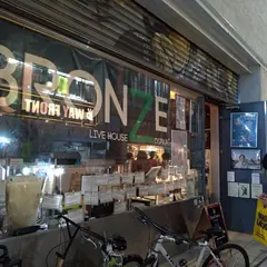 ライブハウスブロンズ