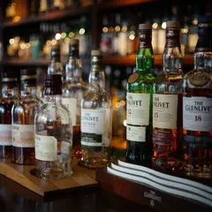 ANNIE HALL BAR
