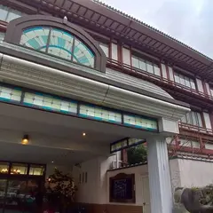 深山楽亭