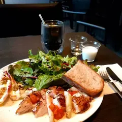 Cafe Le Pommier