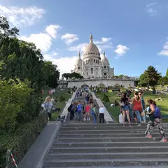 Square Louise-Michel