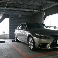 大阪ステーションシティ西梅田駐車場