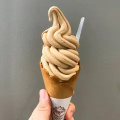 LE SALON DE NINA’S 新宿 小田急ハルク（ル サロン ド ニナス）