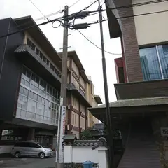 高大
