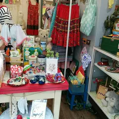 doudou mooi (ドゥドゥ・モーイ)