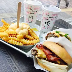 シェイクシャック アトレ 恵比寿店 （SHAKE SHACK） 
