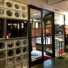 ヴァン ヴィアンド アオシマ 青山店 （VinViande AOSHIMA）