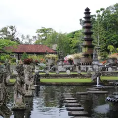 Tirtagangga（ティルタガンガ）
