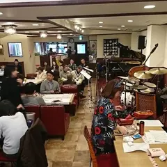 喫茶 マキ