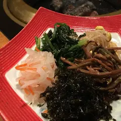 焼肉 肉どうし 福島店