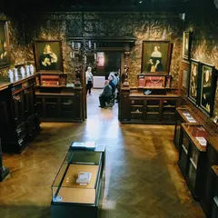 マイヤー・ファン・デン・ベルグ美術館