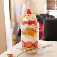 カフェ エンゾー （CAFE ENZO）