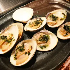 焼はまぐり青山八番ｔｏｏ